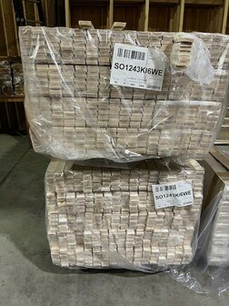 Grenen plint 12x43x2400