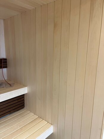 Productfoto espen schrootjes in complete saunawand