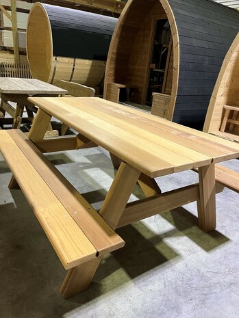 Picknicktafel van Red Cedar 186 x 151 cm 