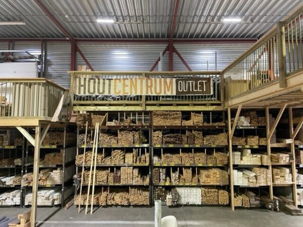 1948192107 Plint 18x40x2400