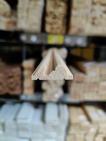 Grenen sierlijst B30mm x D10mm x L2400mm