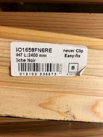 plint 16x58 grenen zwart