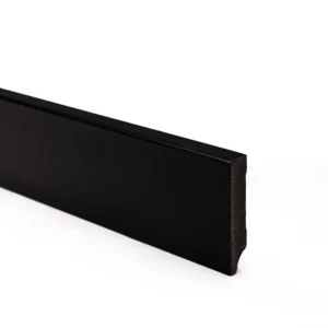 Plint zwart 15X70X2400